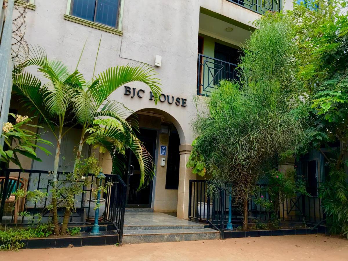 Capernaum Hotels Kyambogo  Luaran gambar