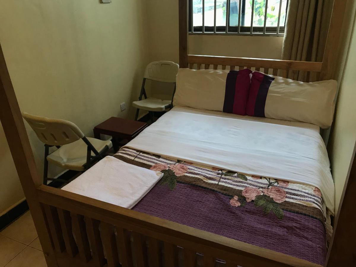 Capernaum Hotels Kyambogo  Luaran gambar