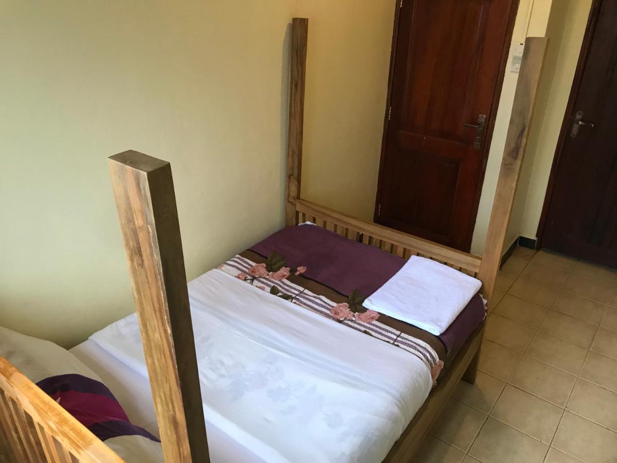 Capernaum Hotels Kyambogo  Luaran gambar